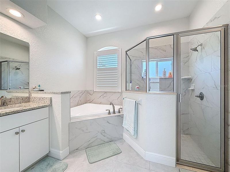 Furnished interior view inside a new home in , Spring Hill (Image 11).
