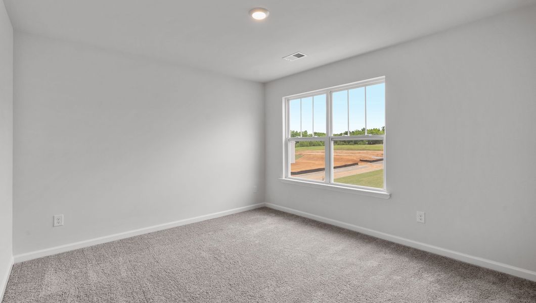 Representative unfurnished interior of a home built from the Rachel by D.R. Horton in Hawk Ridge, Anderson (Image 20).