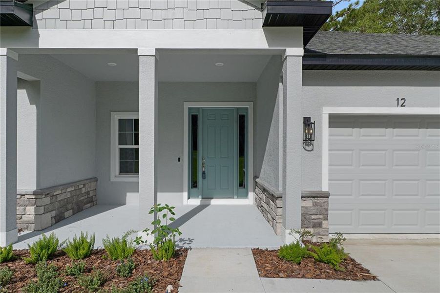 Exterior details and patio area of a home in , Lecanto (Image 4). Exterior details and patio area of a home in , Lecanto (Image 4).