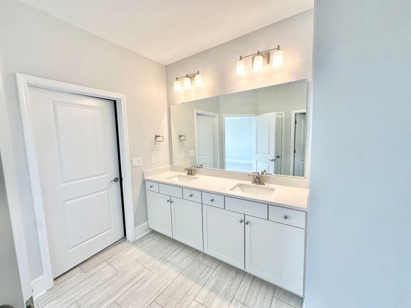 Furnished interior view inside a new home in Del Webb Wilmington at Mallory Creek, Leland (Image 7).
