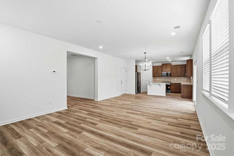 Spacious, unfurnished interior of a new home in Wilson Creek, Indian Land (Image 41).