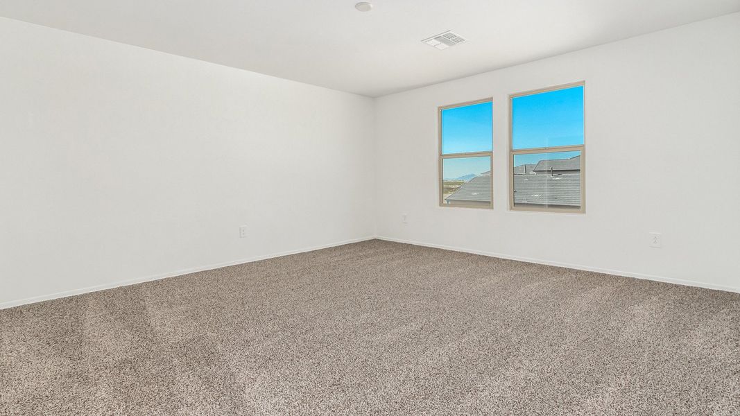 Spacious, unfurnished interior of a new home in Blackhawk, Tucson (Image 21).