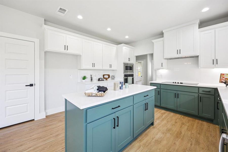 Furnished interior view inside a new home in , Dallas (Image 13).
