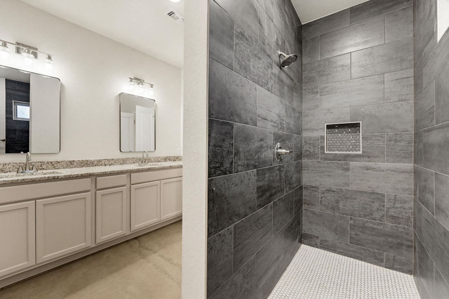Furnished interior view inside a new home in , Copperas Cove (Image 6).