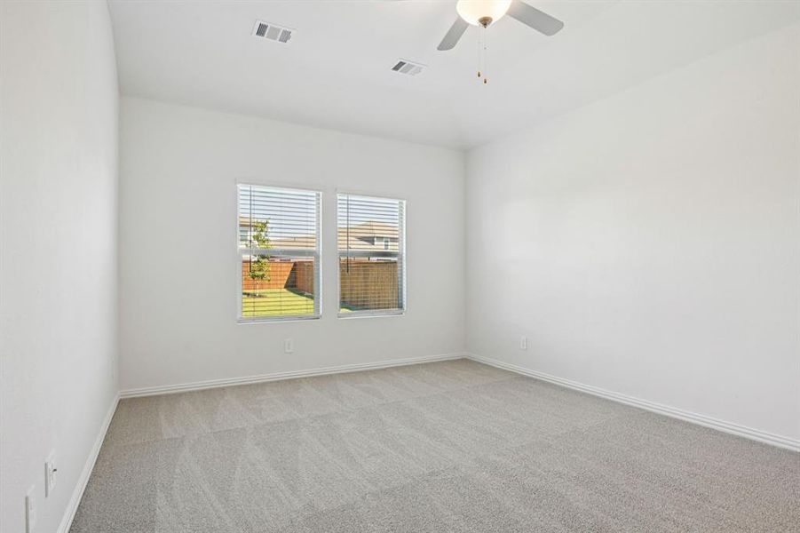 Photo is not of the actual home, but is an inspirational photo of builder’s model home and may depict options, furnishings, and/or decorator features that are not included. Photo is not of the actual home, but is an inspirational photo of builder’s model home and may depict options, furnishings, and/or decorator features that are not included.