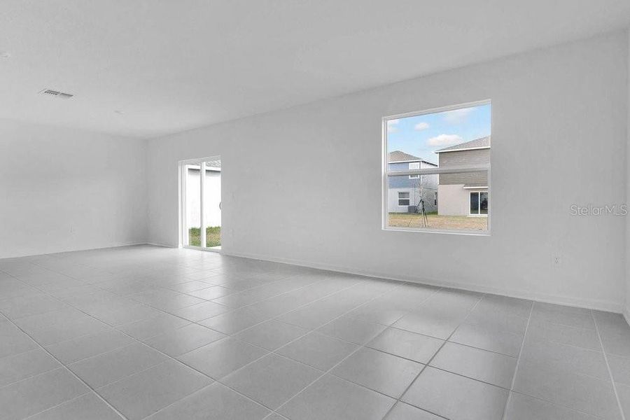 Spacious, unfurnished interior of a new home in , Winter Haven (Image 5). Spacious, unfurnished interior of a new home in , Winter Haven (Image 5).