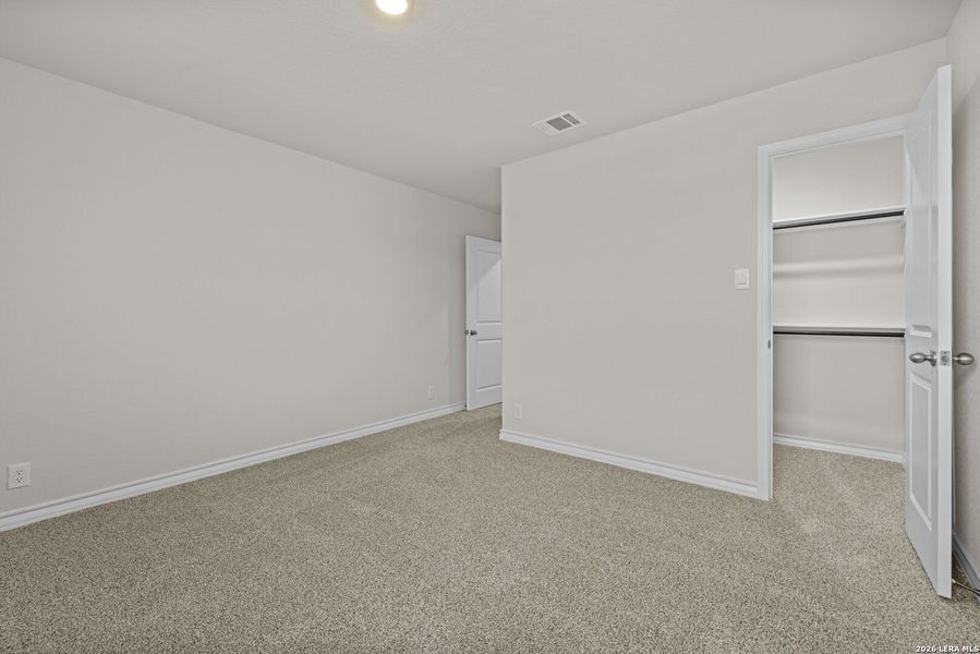 Spacious, unfurnished interior of a new home in Redbird Ranch, San Antonio (Image 28).