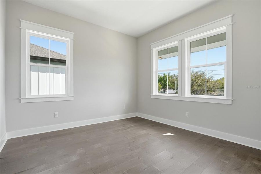 Spacious, unfurnished interior of a new home in , St. Petersburg (Image 58).