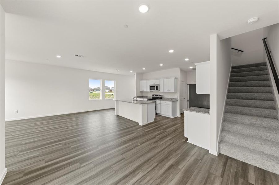 Image 30 of a home in Coyote Meadows. Image 30 of a home in Coyote Meadows.