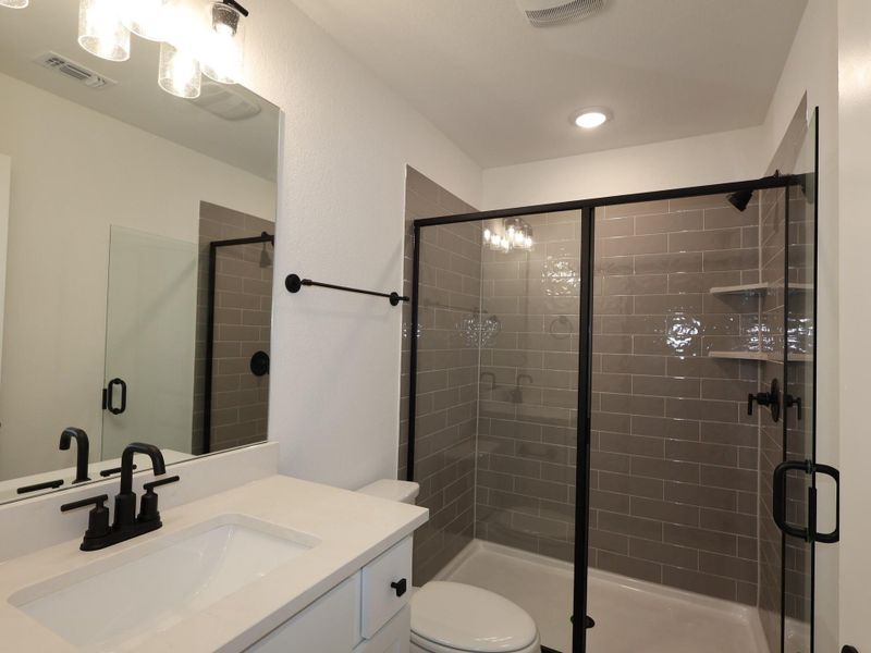 Image 38 of a home in Edgewood.