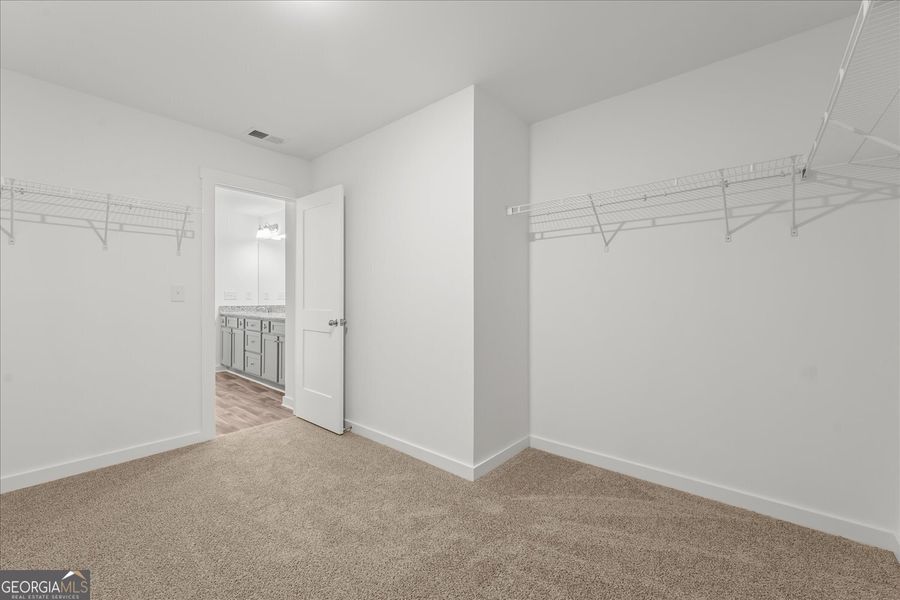 Spacious, unfurnished interior of a new home in Ellington Farms, Statham (Image 26).