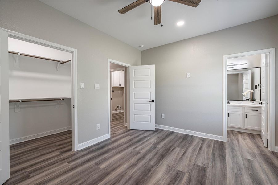 Spacious, unfurnished interior of a new home in , Houston (Image 41).