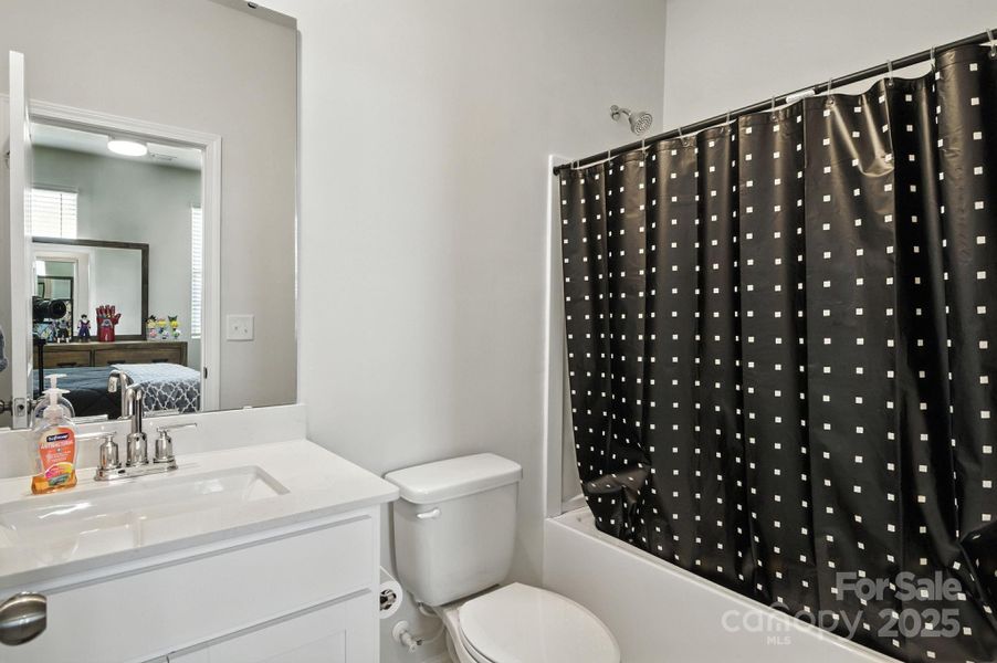 Furnished interior view inside a new home in , Fort Mill (Image 7).