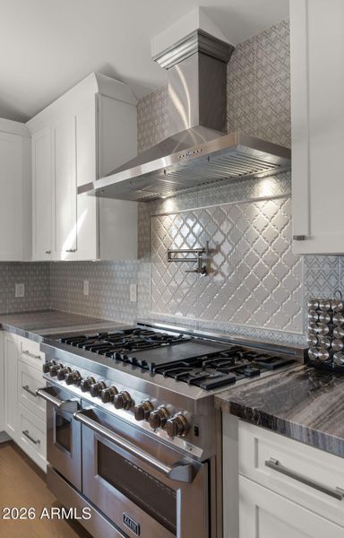 13-web-or-mls-Great Room4