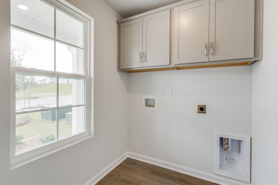 Spacious, unfurnished interior of a new home in Ellington, Elgin (Image 25). Spacious, unfurnished interior of a new home in Ellington, Elgin (Image 25).