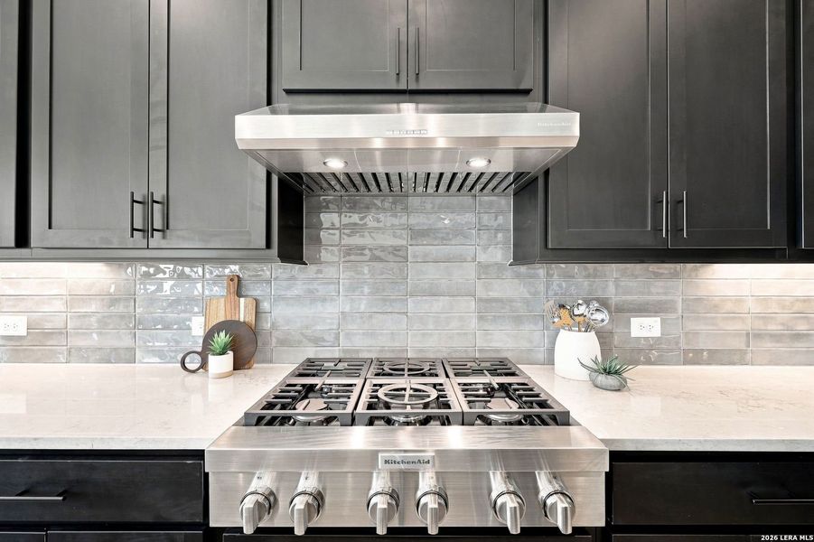 Close-up of interior finishes inside a home in Shavano Highlands, San Antonio (Image 21).