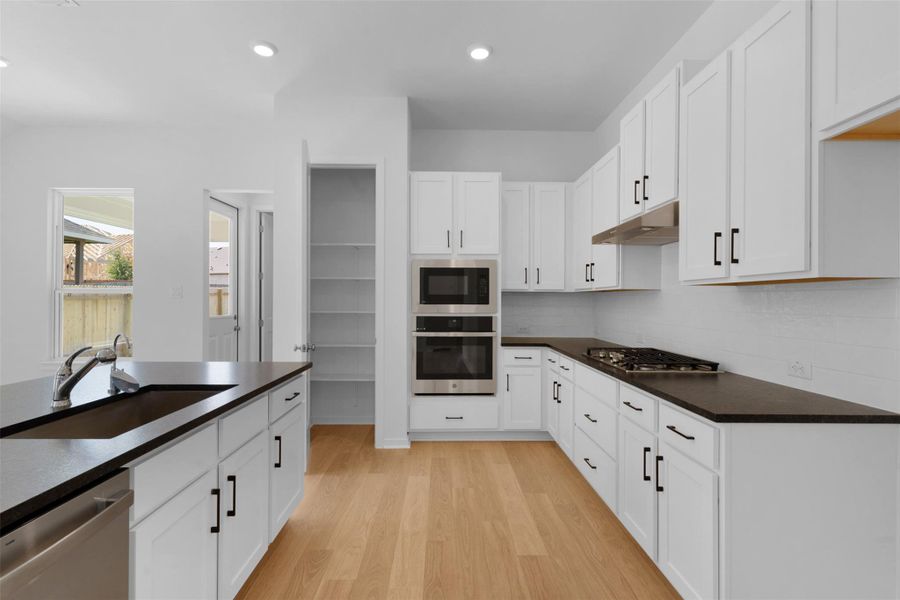 *REPRESENTATIVE PHOTO*