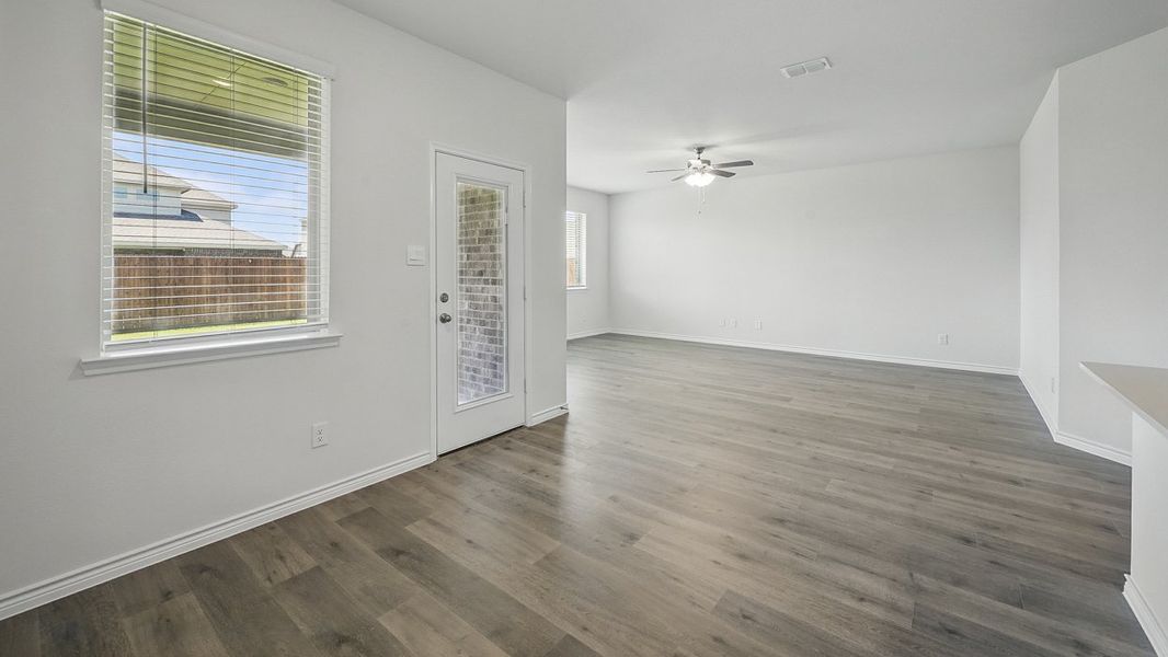Spacious, unfurnished interior of a new home in Fireside by the Lake, Garland (Image 18).