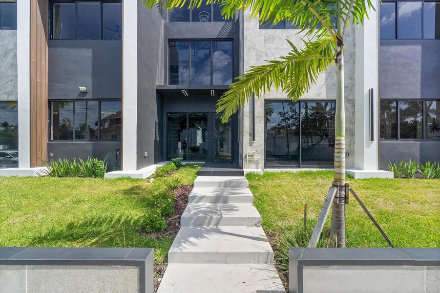 02-843 SW 14th Ct Ft. Lauderdale, FL-131 02-843 SW 14th Ct Ft. Lauderdale, FL-131