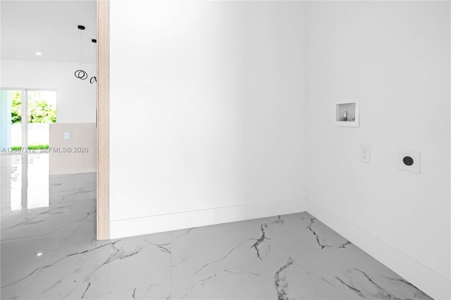 Spacious, unfurnished interior of a new home in , Lehigh Acres (Image 22). Spacious, unfurnished interior of a new home in , Lehigh Acres (Image 22).