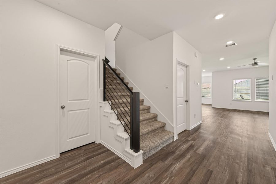 Spacious, unfurnished interior of a new home in , Katy (Image 40).