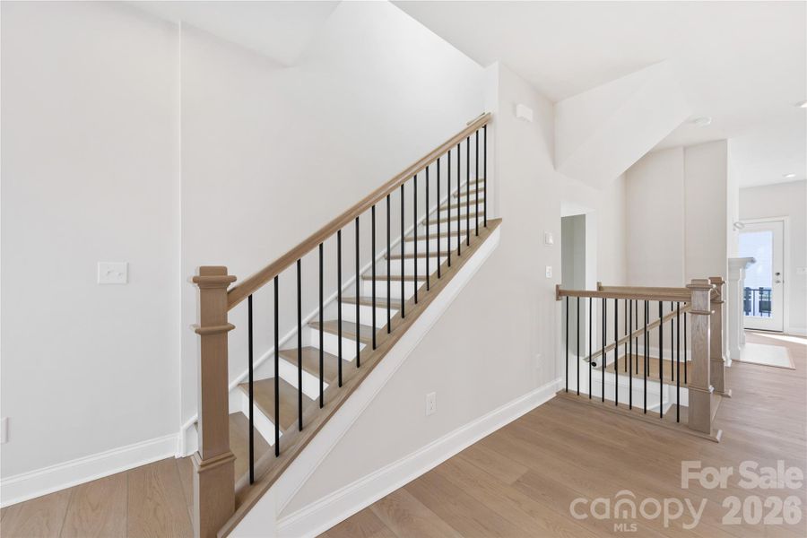 Open Rail, Oak Box Stairs