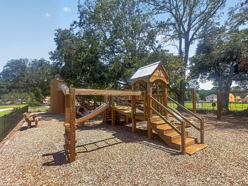 Community amenities in , Summerville (Image 40). Community amenities in , Summerville (Image 40).