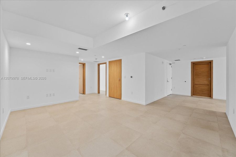 Spacious, unfurnished interior of a new home in Onda, Bay Harbor Islands (Image 16). Spacious, unfurnished interior of a new home in Onda, Bay Harbor Islands (Image 16).