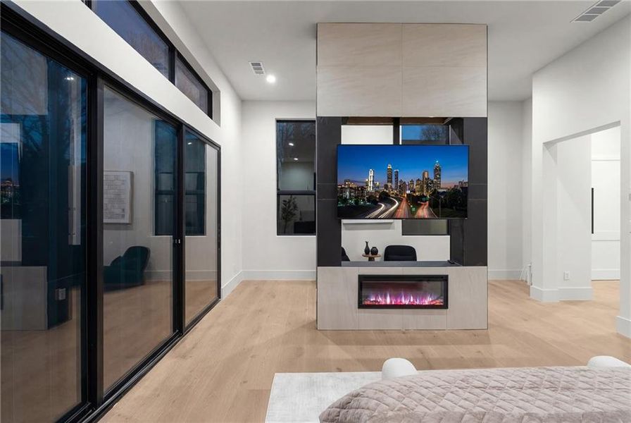 Furnished interior view inside a new home in , Atlanta (Image 58).