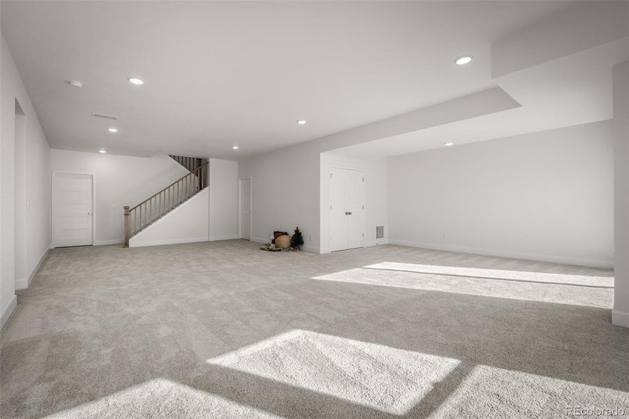 Spacious, unfurnished interior of a new home in Cloverleaf - Pinnacle Collection, Monument (Image 32).