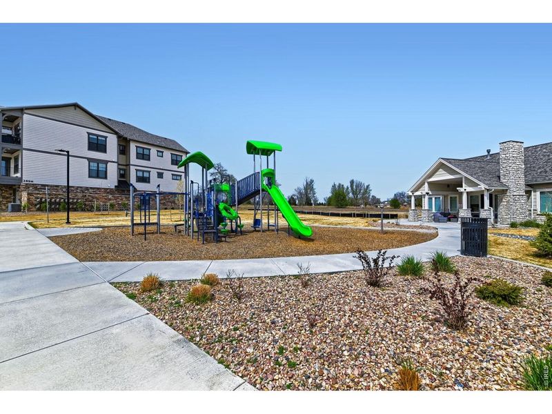 Community amenities in Highlands at Fox Hill - The Flats, Longmont (Image 28).