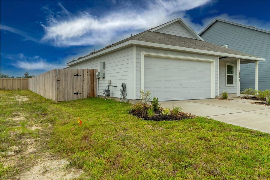 Enjoy the extra space offered by the empty lot next door. Enjoy the extra space offered by the empty lot next door.