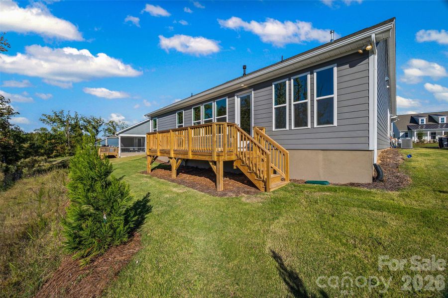 Exterior details and patio area of a home in Handsmill on Lake Wylie, York (Image 20).