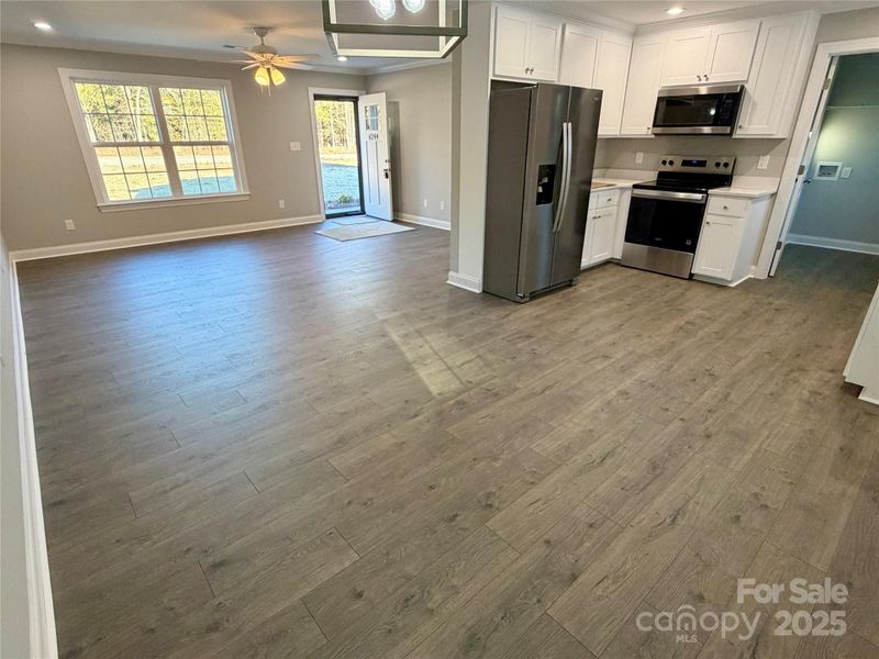 Spacious, unfurnished interior of a new home in , Kershaw (Image 24). Spacious, unfurnished interior of a new home in , Kershaw (Image 24).