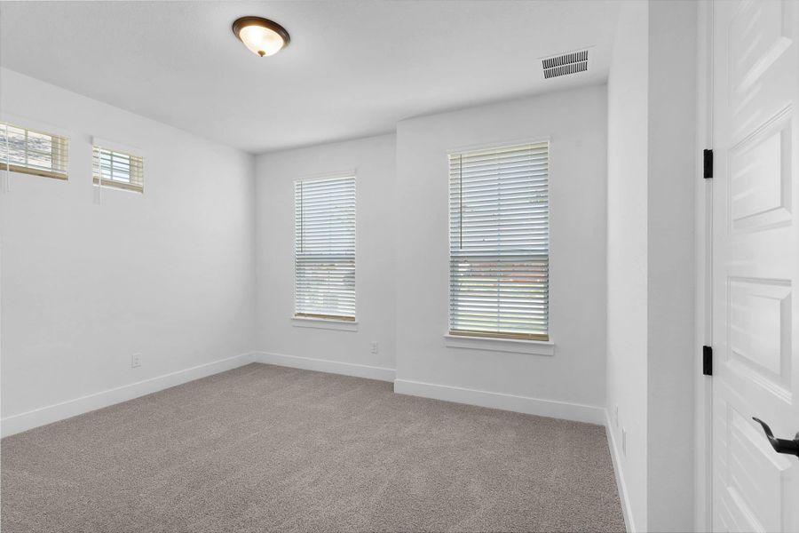 Spacious, unfurnished interior of a new home in Broken Oak, Georgetown (Image 25). Spacious, unfurnished interior of a new home in Broken Oak, Georgetown (Image 25).