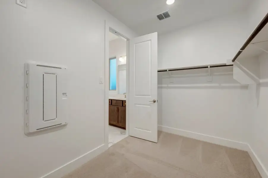 Spacious, unfurnished interior of a new home in LaPrelle, Fort Worth (Image 30).
