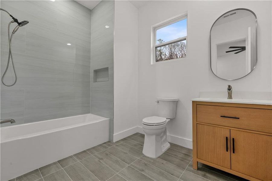 Furnished interior view inside a new home in , Atlanta (Image 28). Furnished interior view inside a new home in , Atlanta (Image 28).