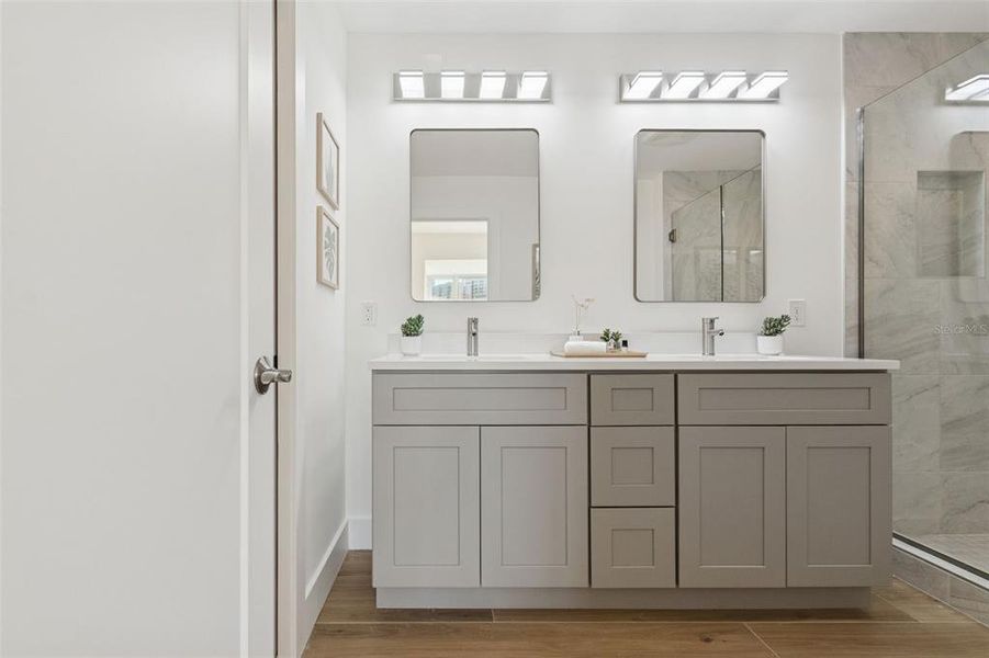 Furnished interior view inside a new home in , Sarasota (Image 64).