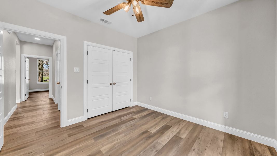 Representative unfurnished interior of a home built from the Clementine by Zeal Home Builders in Saddle Crest Estates, Weatherford (Image 65).