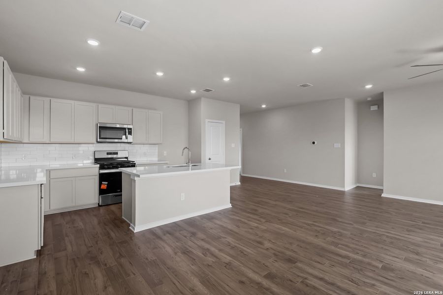 Image 34 of a home in Garden Grove.