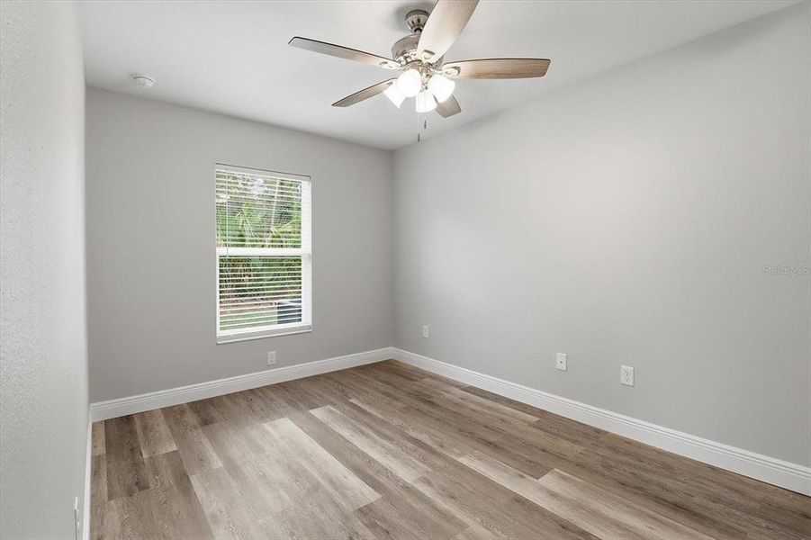 Spacious, unfurnished interior of a new home in , Crystal River (Image 15).