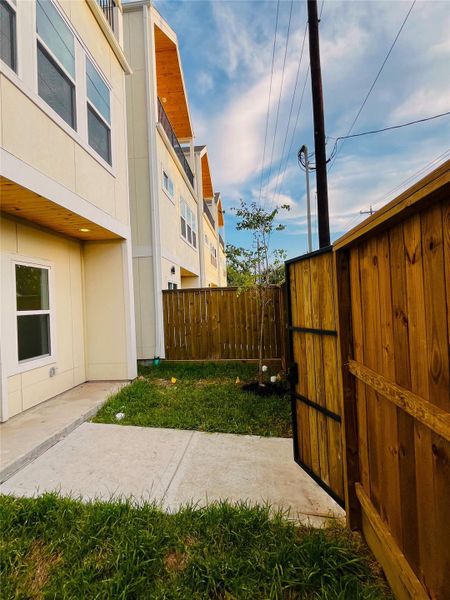 Exterior details and patio area of a home in , Houston (Image 30).
