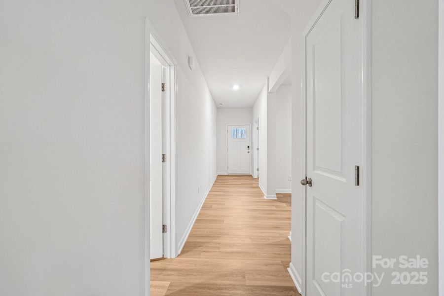 Spacious, unfurnished interior of a new home in Laurelbrook, Sherrills Ford (Image 25).