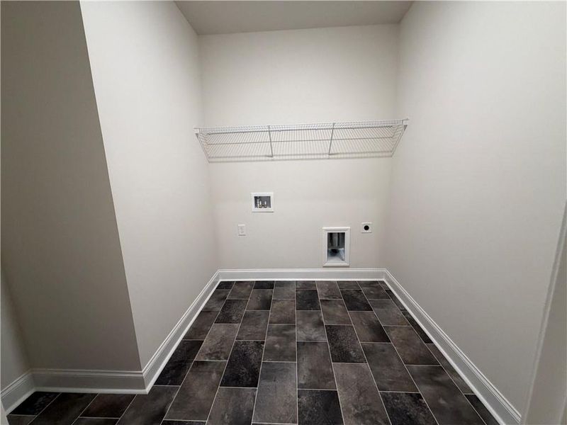 Spacious, unfurnished interior of a new home in , Jefferson (Image 22).