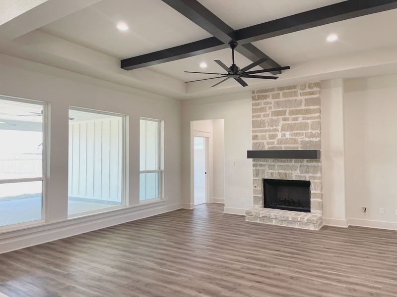 Representative unfurnished interior of a home built from the Carmel by Steve Klein Custom Builder in Escalera Ranch 1833, Victoria (Image 16).