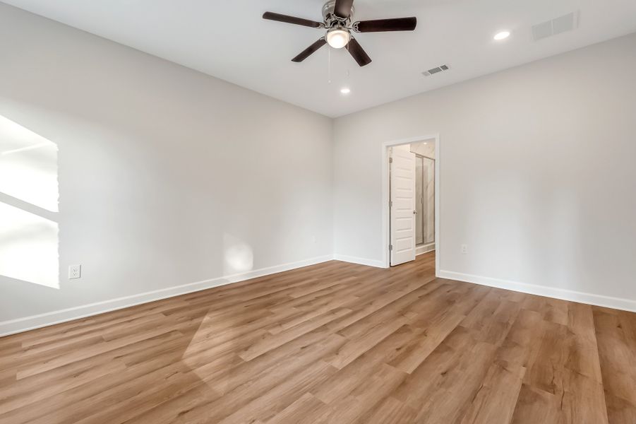 Spacious, unfurnished interior of a new home in Southern Charm, Crestview (Image 24).