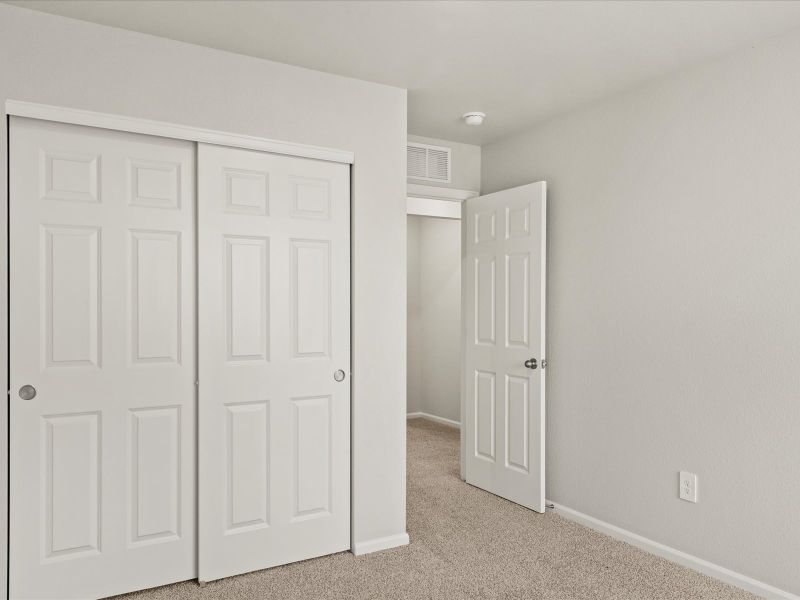 Spacious, unfurnished interior of a new home in Westgate, Greeley (Image 13).