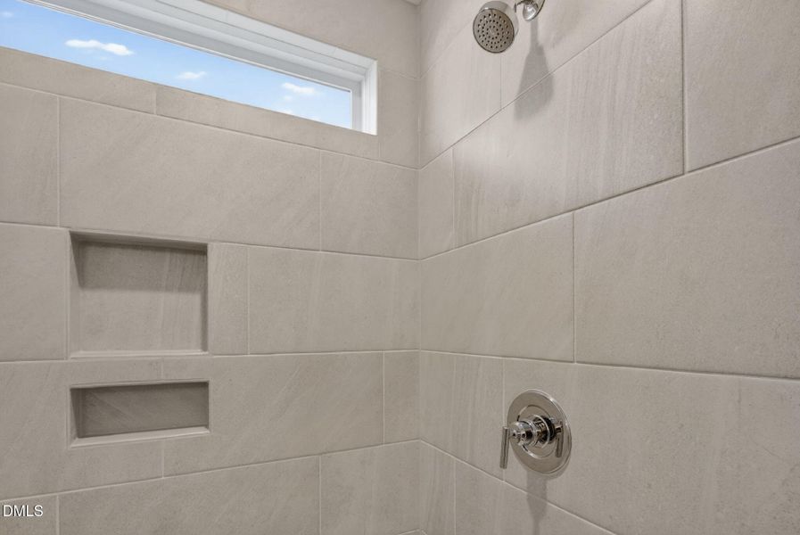 DC 125 Selma French Country-34