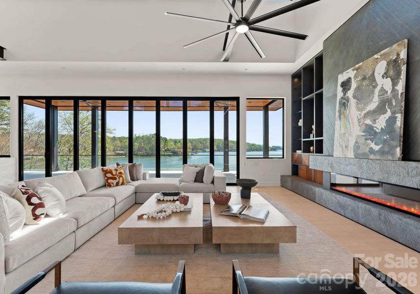 Image 38 of a home in .