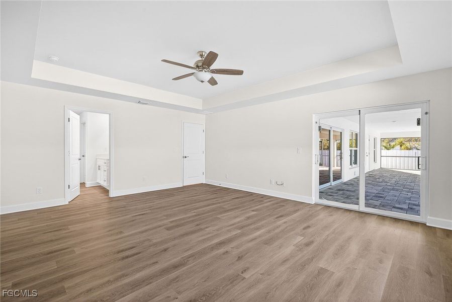 Spacious, unfurnished interior of a new home in Cape Coral, Cape Coral (Image 18).